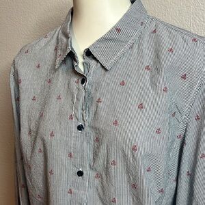 Tommy Hilfiger Women’s Striped Button-Up – Sailboat Embroidery Classic Fit